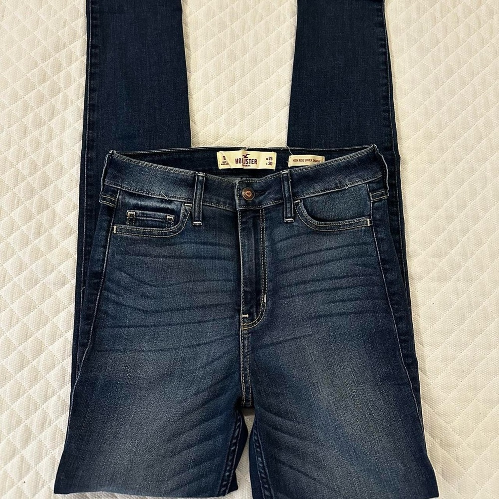 Hollister Women's Blue Skinny Jeans